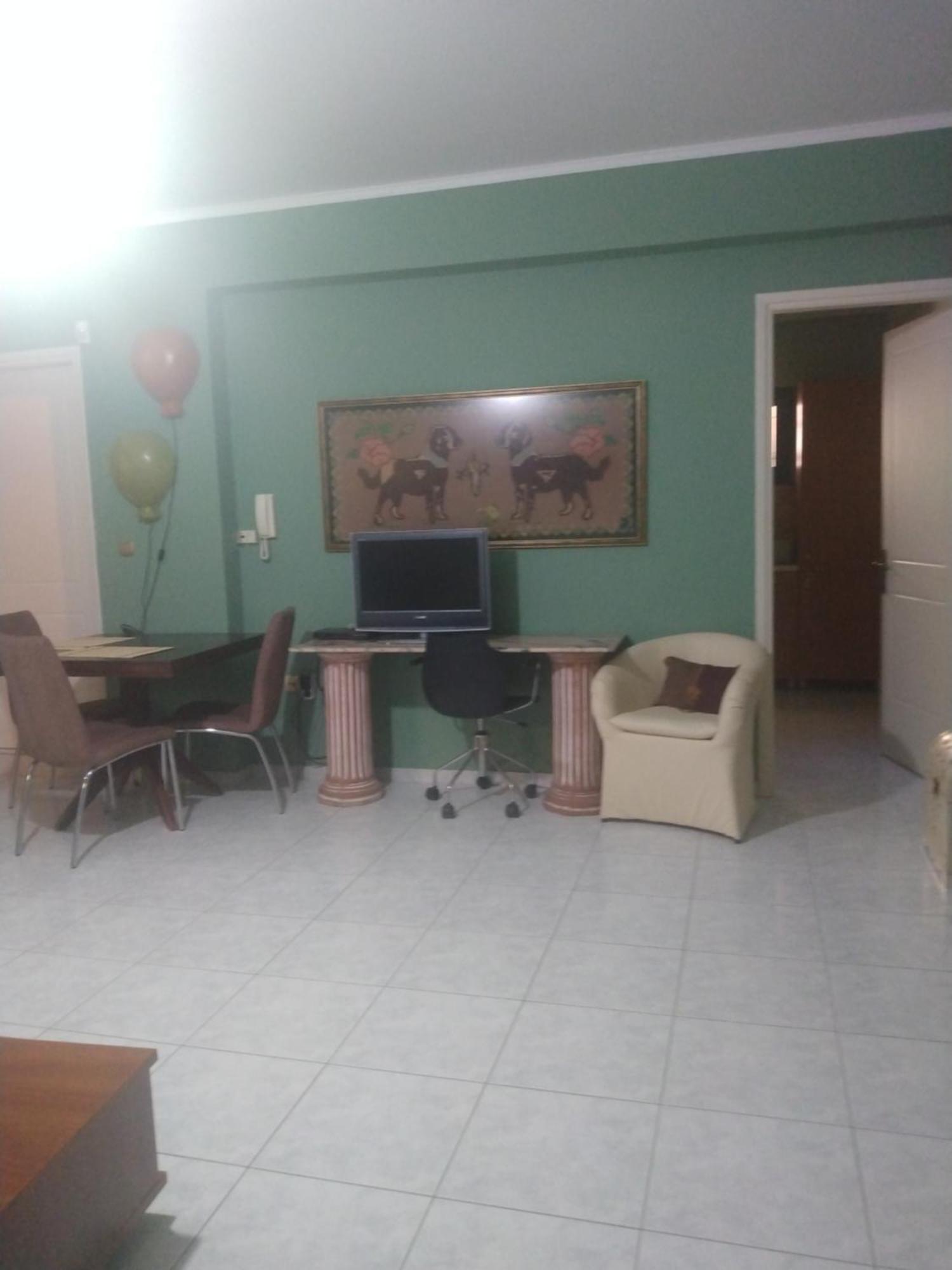 My Sunny Low Home Patras Buitenkant foto